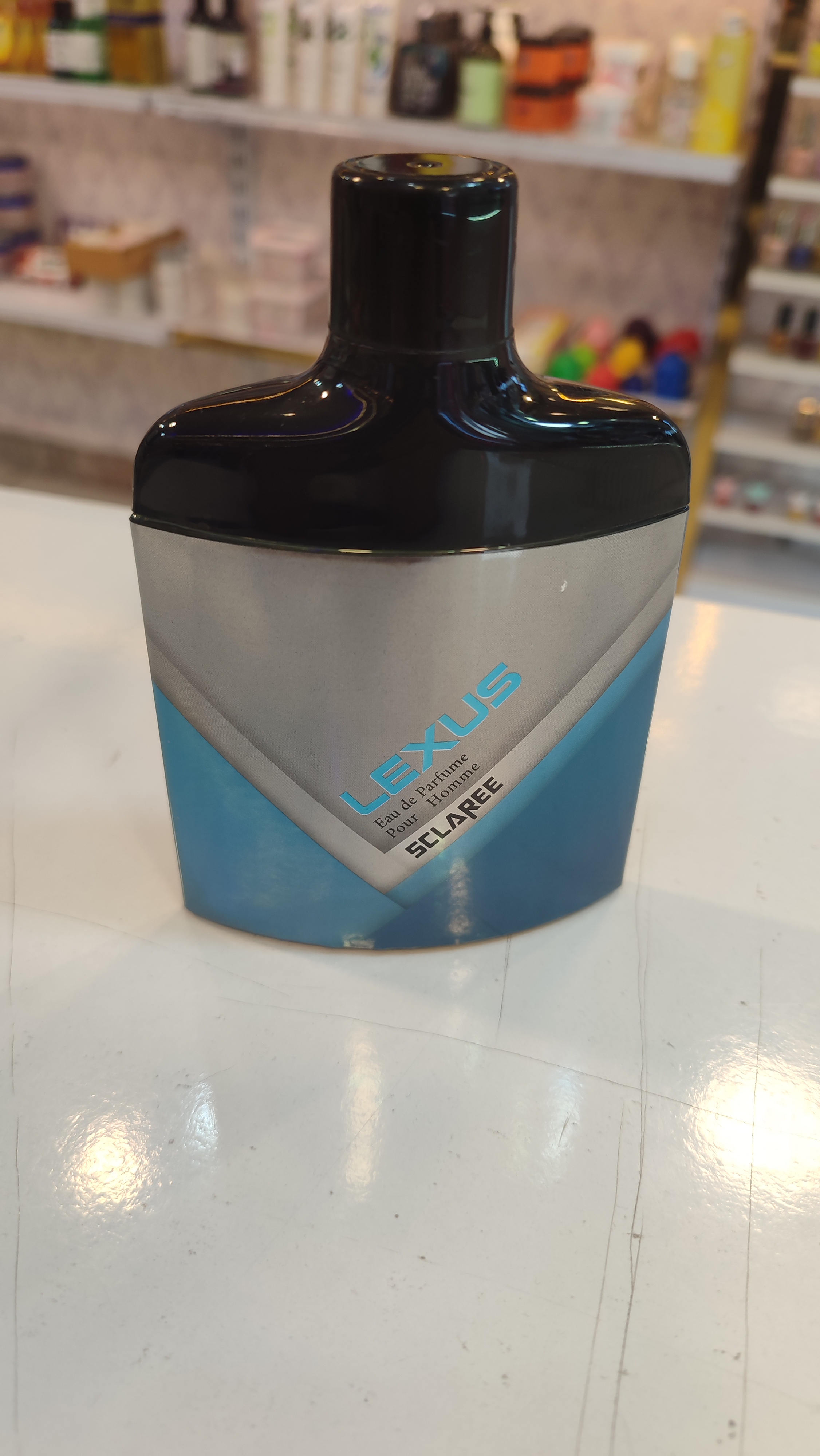 ادکلن لکسوس